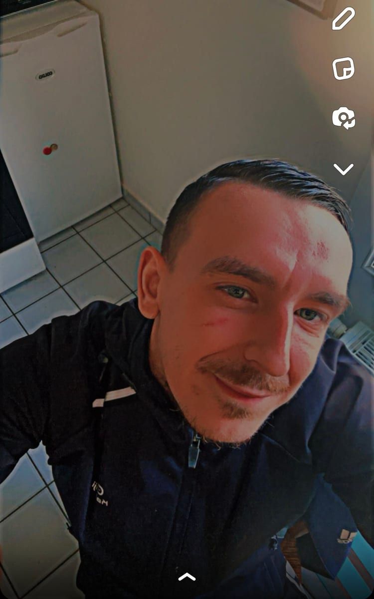 Profil von Djulian