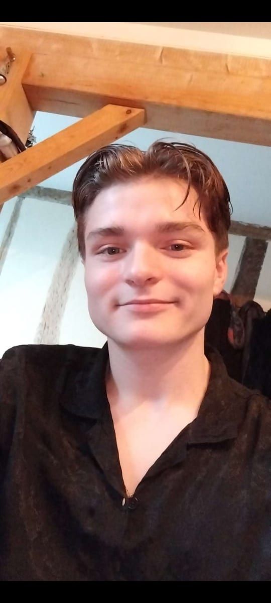 Profil von Almas